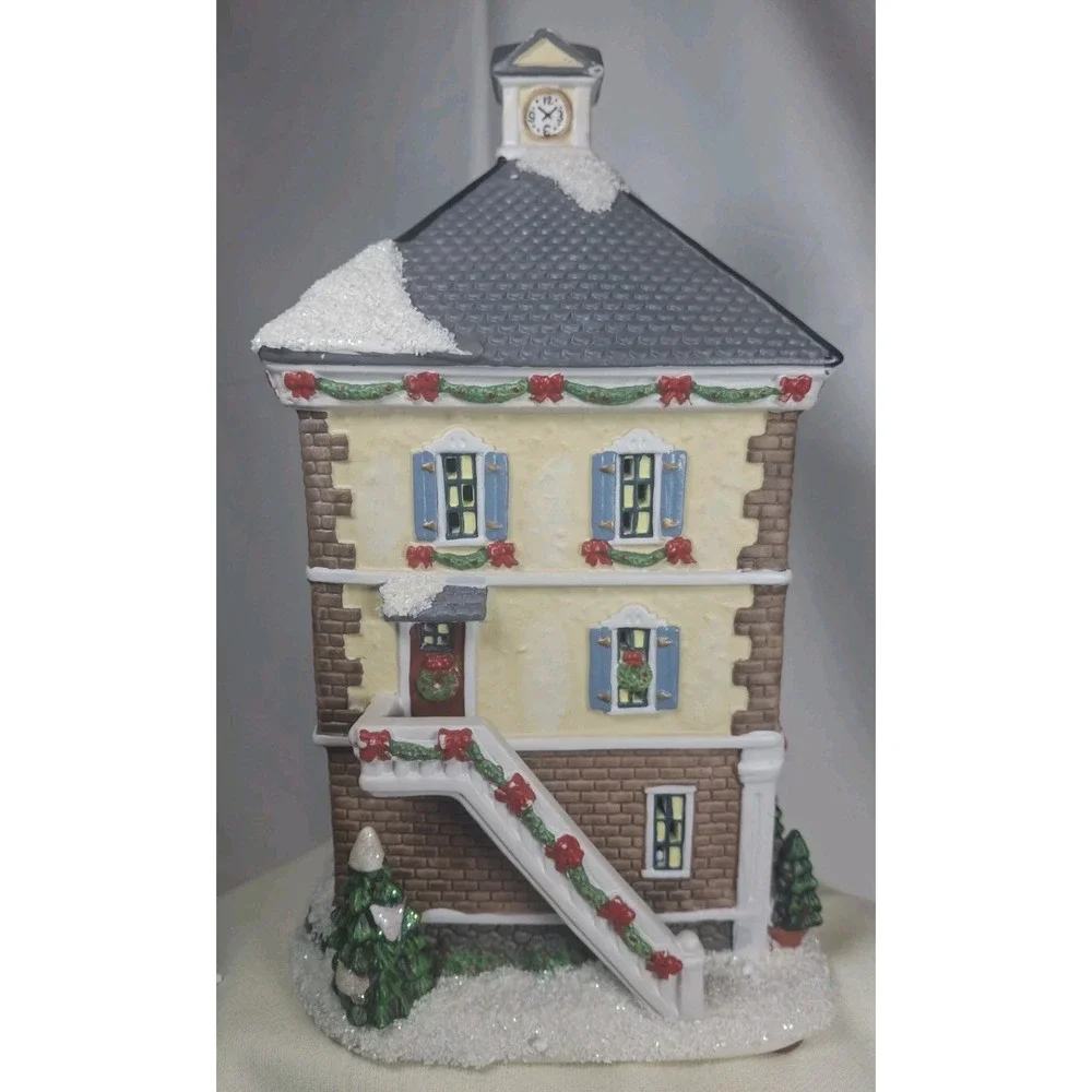 St. Nicholas Square Tick Tock Clock Shop 2009 Lighted W/ Interior Scene